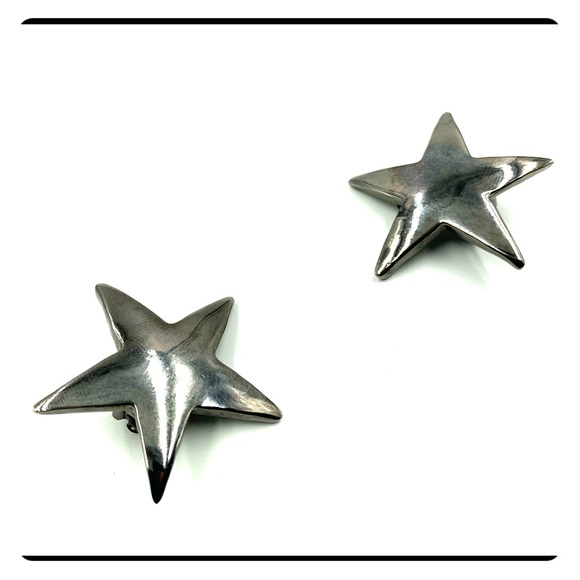 KJL signed star earclips - Picture 1 of 2